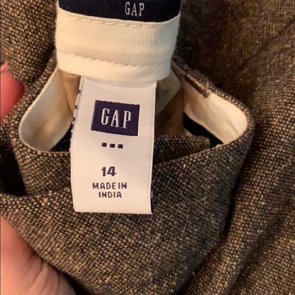 4 pairs of pants!!! - Picture 2 of 5